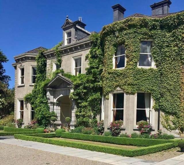 Tinakilly Country House Hotel Rathnew Exterior photo